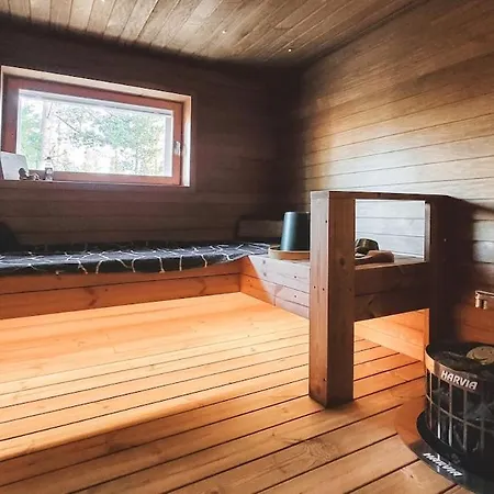 Apartamento Cozy With Sauna, Private Entrance