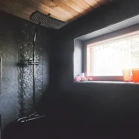 Cozy With Sauna, Private Entrance Sodankylä