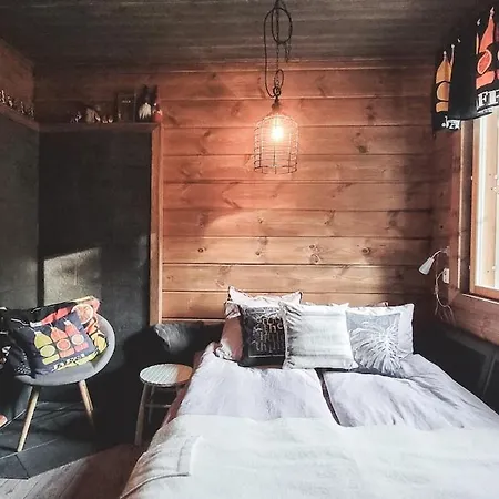 Cozy With Sauna, Private Entrance * Sodankylä